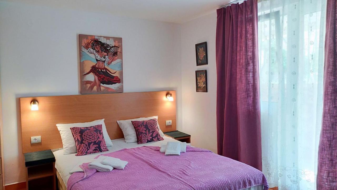 Guesthouse Tri Palme Bečići 外观 照片
