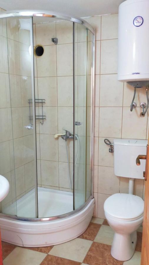 Guesthouse Tri Palme Bečići 外观 照片