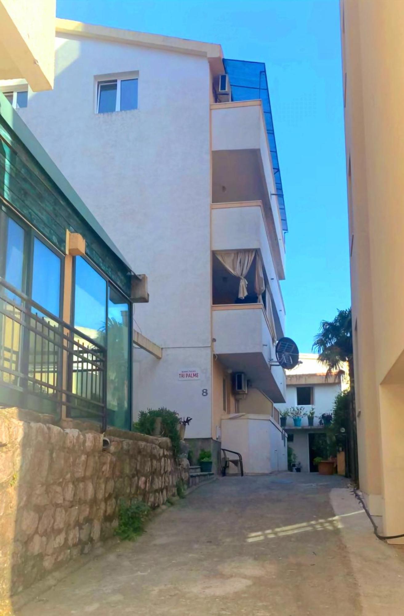Guesthouse Tri Palme Bečići 外观 照片